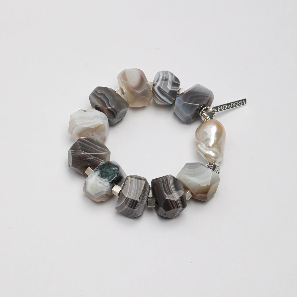 Handmade bracelet with faceted Botswana agate stones and baroque pearl accent