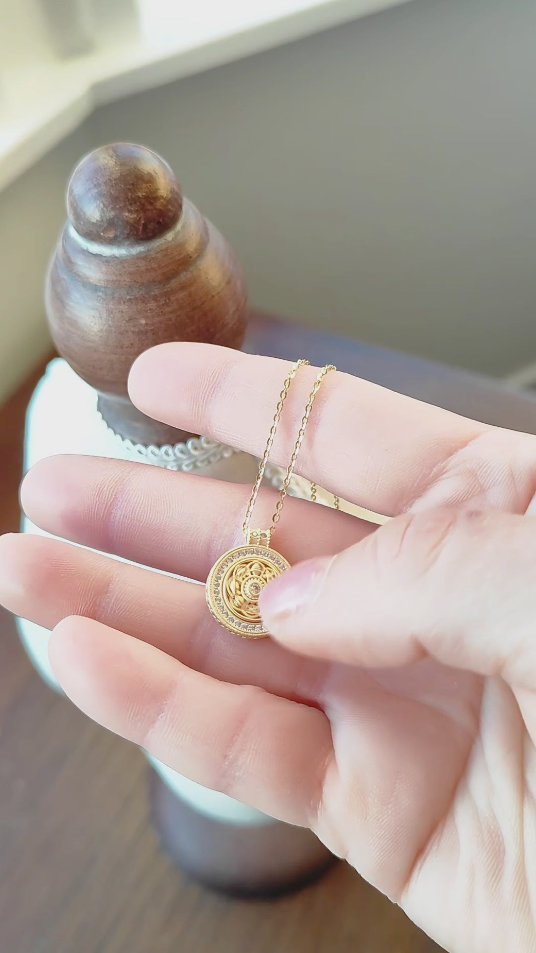 925 Sterling Silver Gold Plated Mandala Spinner Cubic Zirconia Pendant Necklace